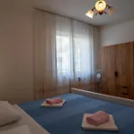 Irena\'S Place A2